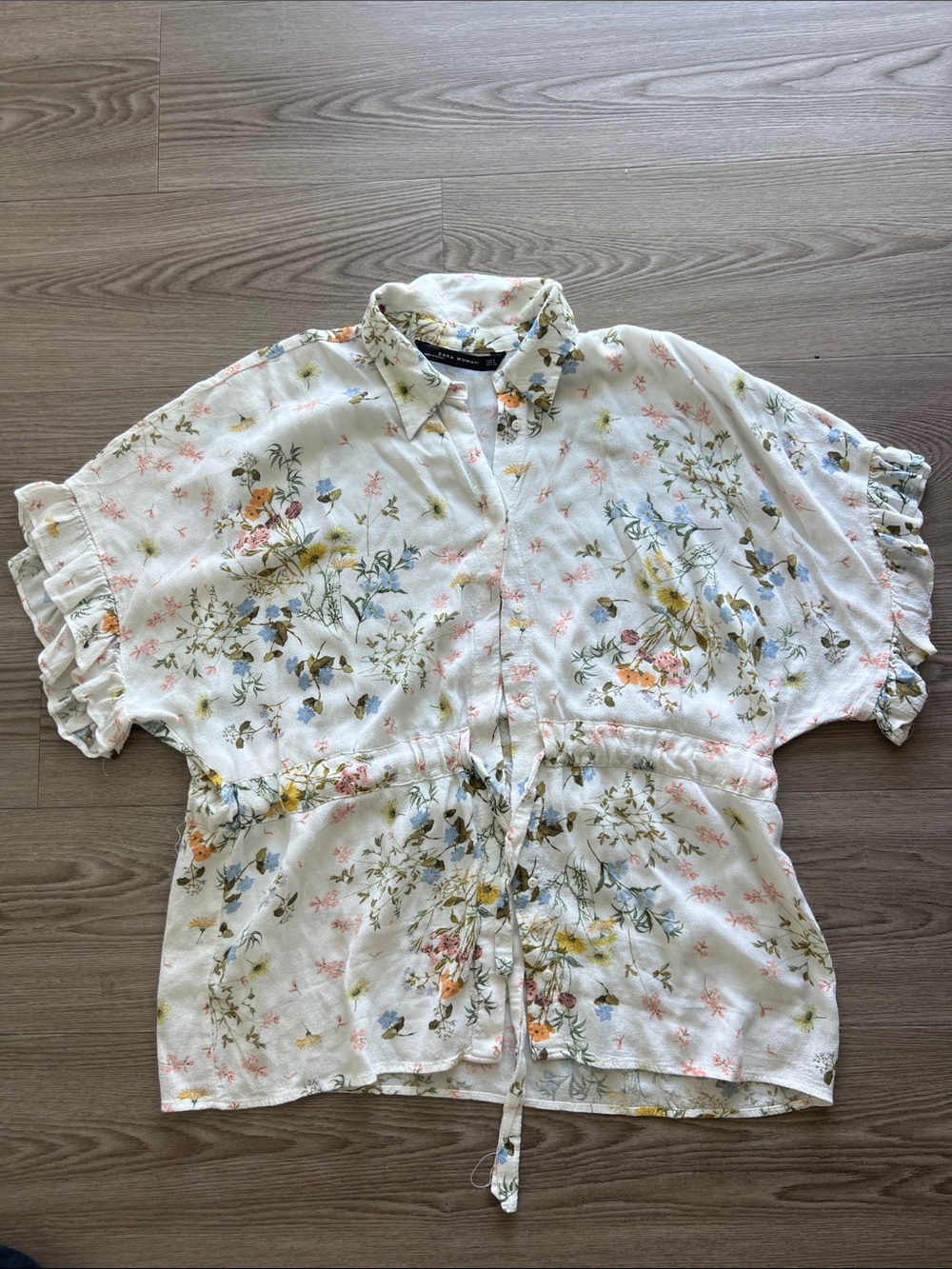Zara Lightweight Floral Button-Up Tie-Waist Blouse - White with Pastel Florals